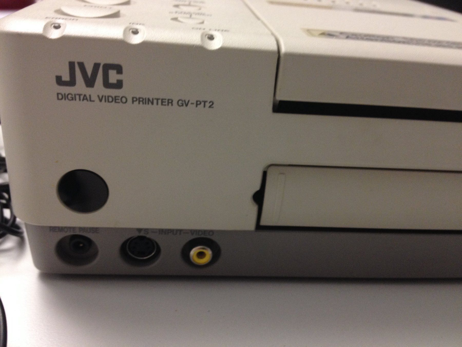 Stampanti: JVC GV-PT2 DIGITAL VIDEO PRINTER – Usato da Erlenbach ZH venduto da Ritschly 2