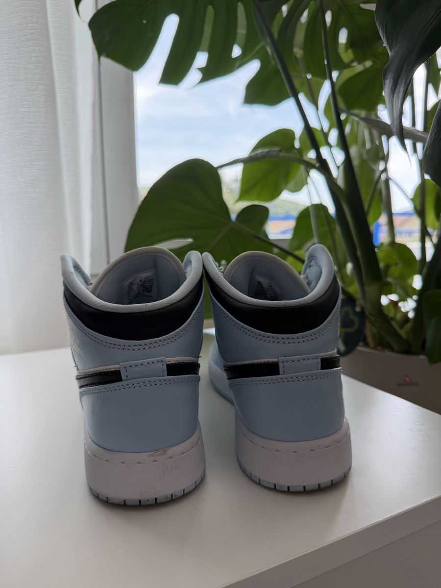 Jordan Scarpe da uomo: JORDAN 1 MID ICE BLUE (GS), 39 – Nuovo (secondo la descrizione) da Thayngen venduto da Fxbienne 5