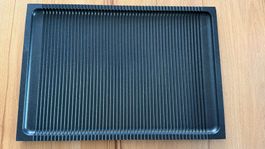 Blech mit Rillen rechteckig Backofen oder Grill/Betty Bossi
