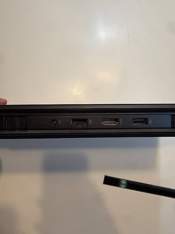 Notebook: Portatile da gaming, lavoro e scuola – Usato da Massagno venduto da bal_c7zr 2