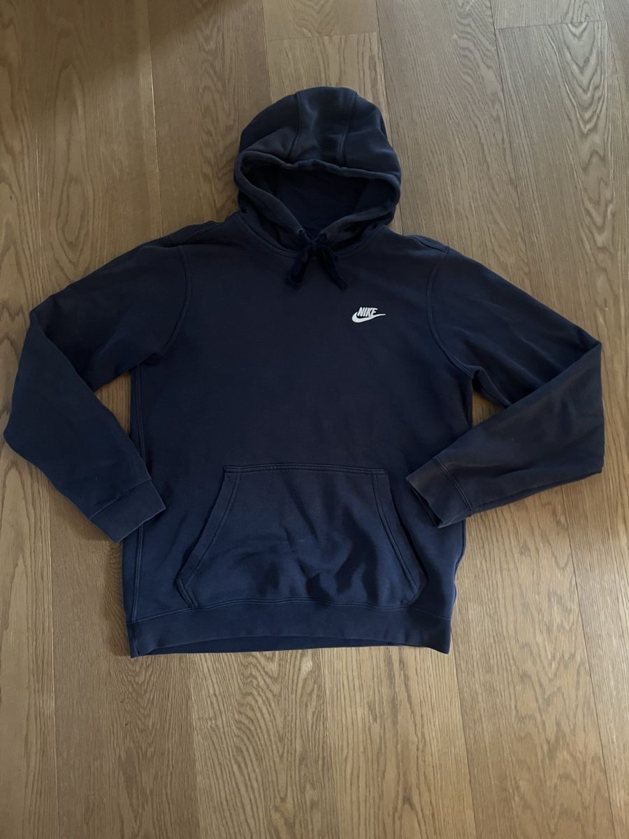 Nike Maglioni & Felpe: Nike Hoodie / Kapuzenpullover blau Grösse M – Usato da Basel venduto da Oloir