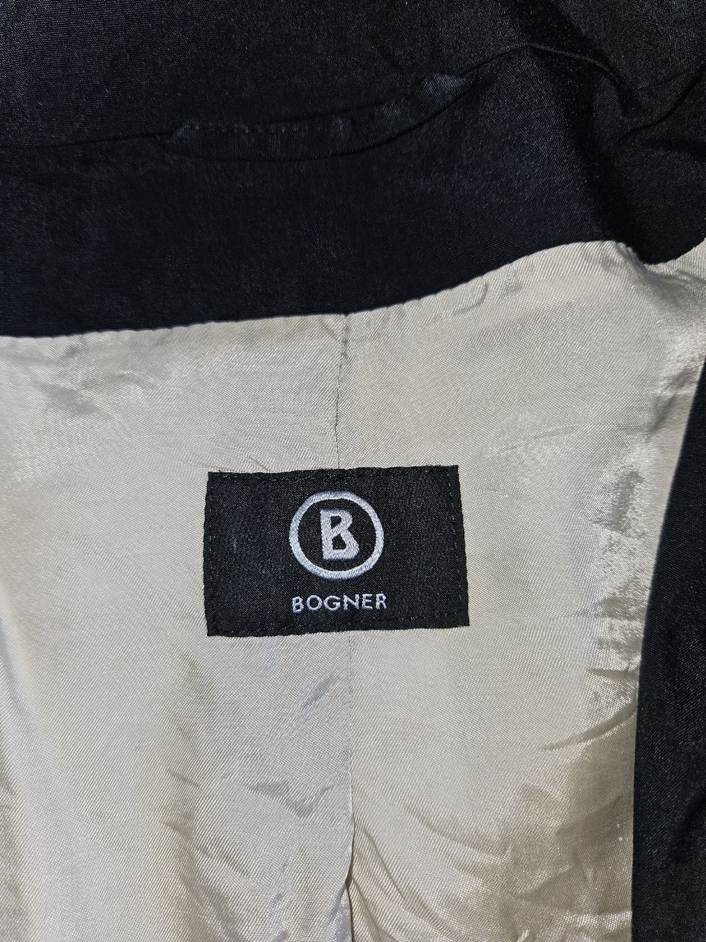 Bogner Vestes: BOGNER Jacke schwarz Grösse L  – D'occasion à Anwil par tamoos 3