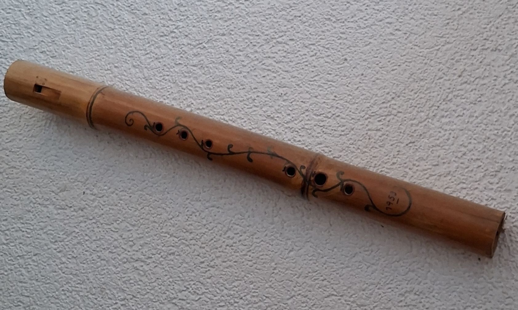 Strumenti musicali: Holzflöte mit Verzierung, gebraucht – Usato da Pfäffikon ZH venduto da enderby01