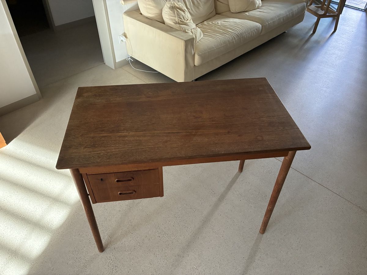 Schreibtische: Schreibtisch Mid-Century – Gebraucht aus Zürich von and_7n6d 3