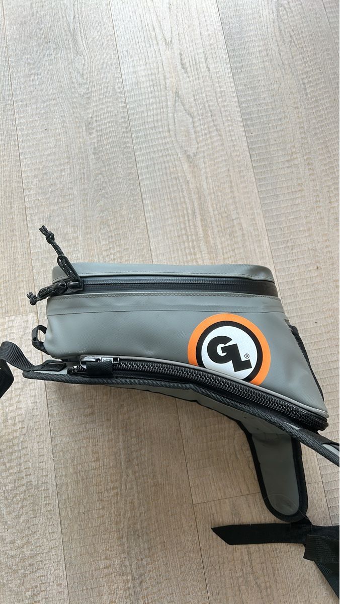 Borse: Giant Loop Tankrucksack. Passend zu Yamaha T7 oder Aprillia – Usato da Unterseen venduto da janwa