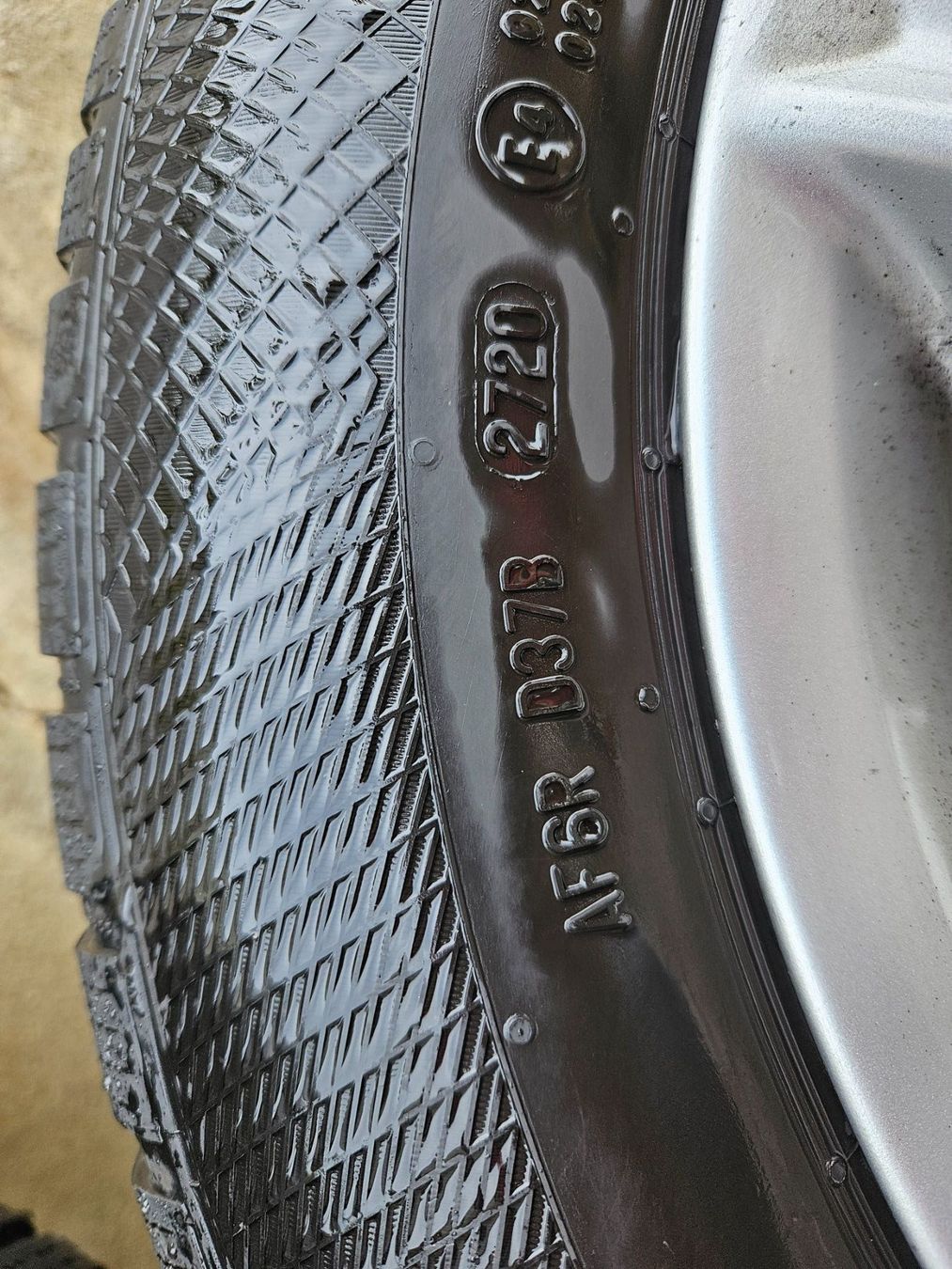 Audi Pneumatici & Ruote complete: Audi Felgen mit Winterpneu – Usato da Lustmühle venduto da ketiro_rothmund 3