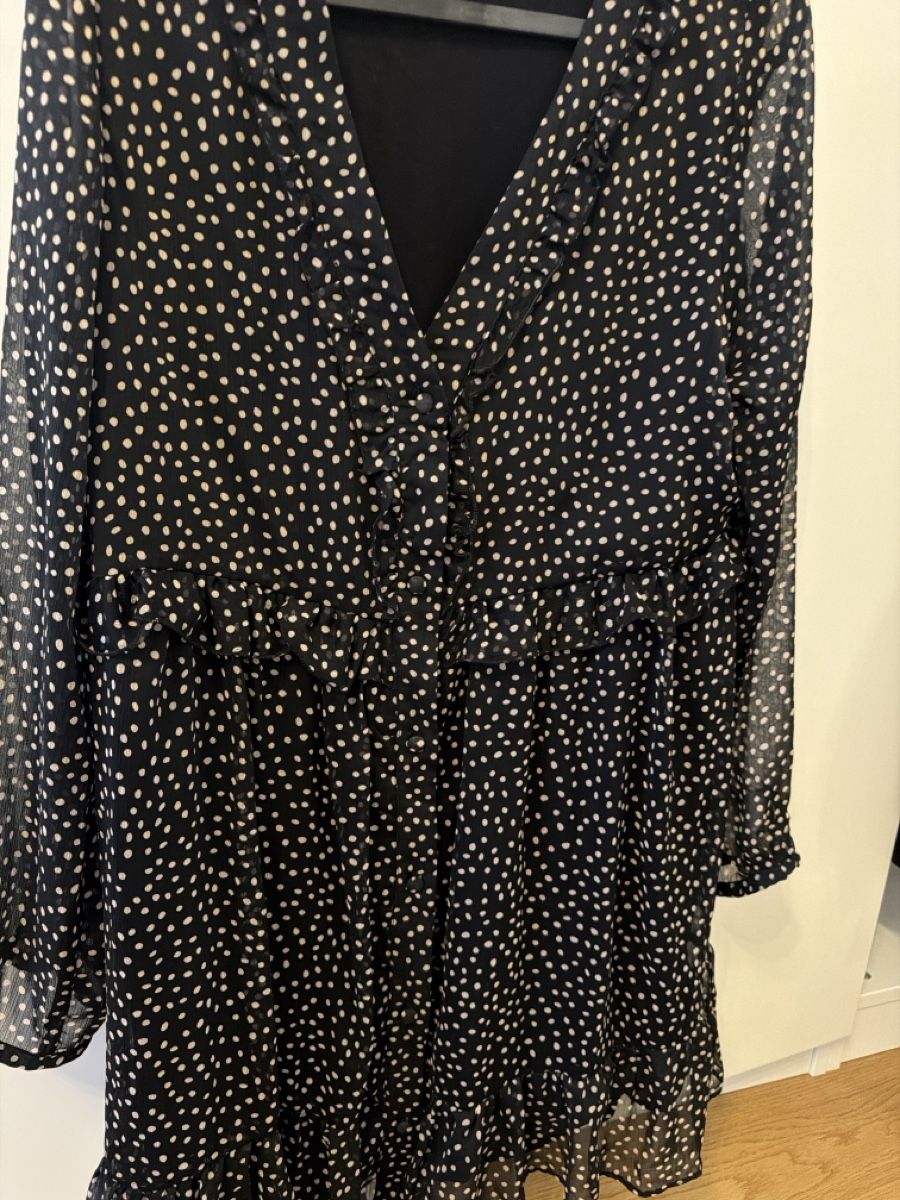 Zara Robes: ZARA Kleid (Grösse S) – D'occasion à Olten par Alina_9jxy 2