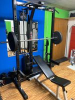 Half Rack mit Latzugstation - 115 kg
