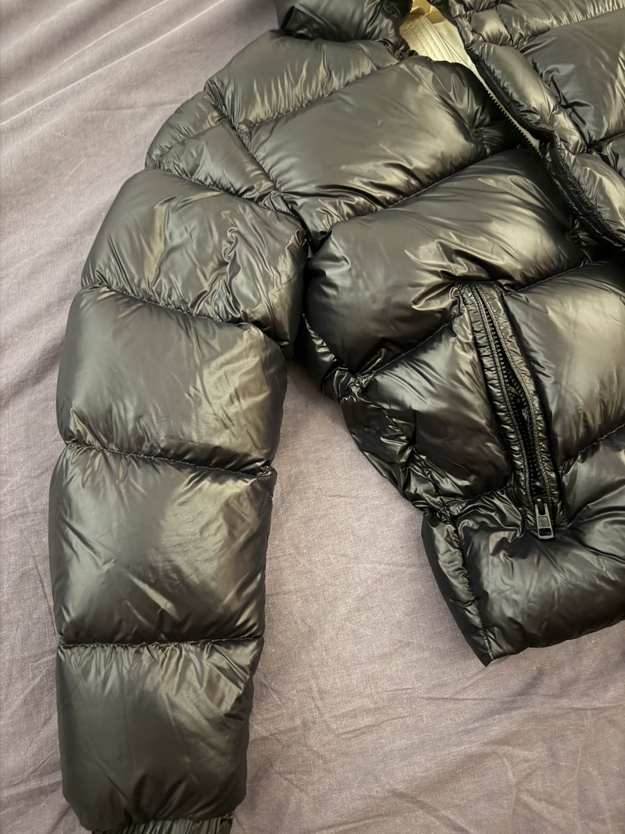 Moncler Giacche: Moncler Down jacket dervox – Nuovo (secondo la descrizione) da Yverdon-les-Bains venduto da sky_b568 3