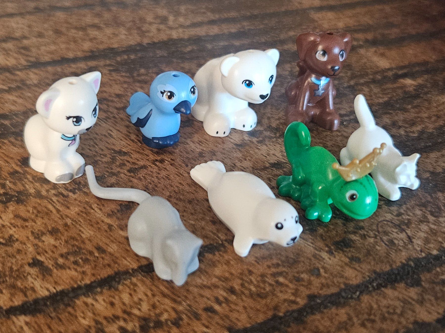 Lego Kit di costruzioni: lego  figurines  lot de 8 animaux – Usato da Confignon venduto da Ecrofigs 1