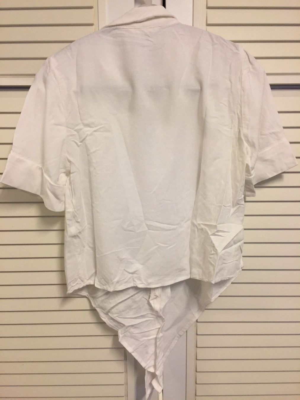 H&M Camicette: Kurze Bluse H&M – Usato da Basel venduto da Robyn20 5
