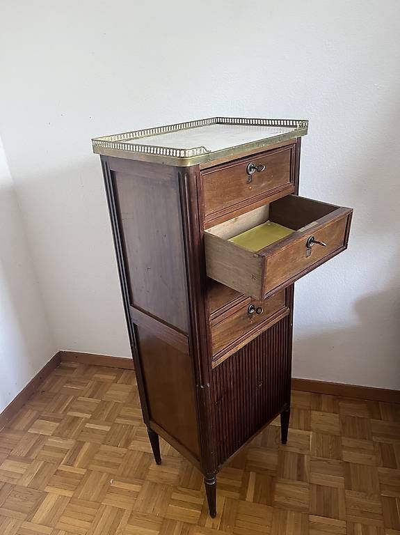 Kommoden: Semainier / chiffonier  marbre et laiton – Gebraucht aus Lausanne von tun_5db6 1