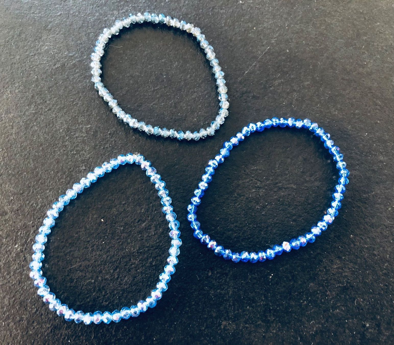 Bracelets: SCHÖNE ARMBÄNDER 3 STÜCK BLAU – D'occasion à Malters par Kuettel1 2