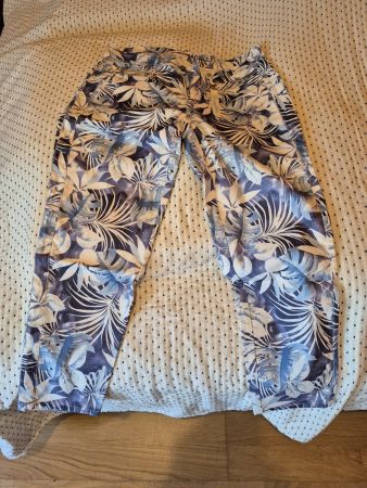 Damenhose, Grösse 44, Anna Montana