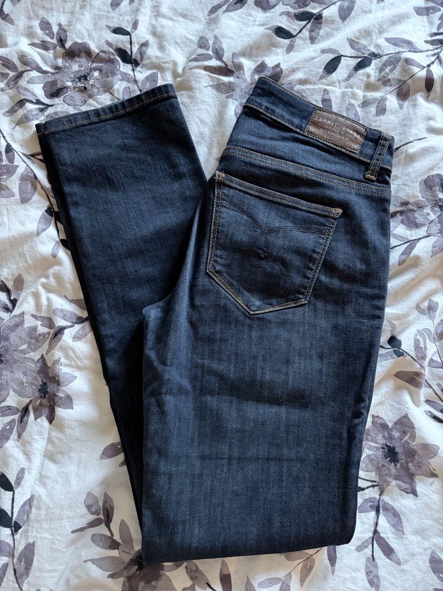 Esprit Jeans: Esprit Jeans  – Gebraucht aus Basel von Brunner.T 1