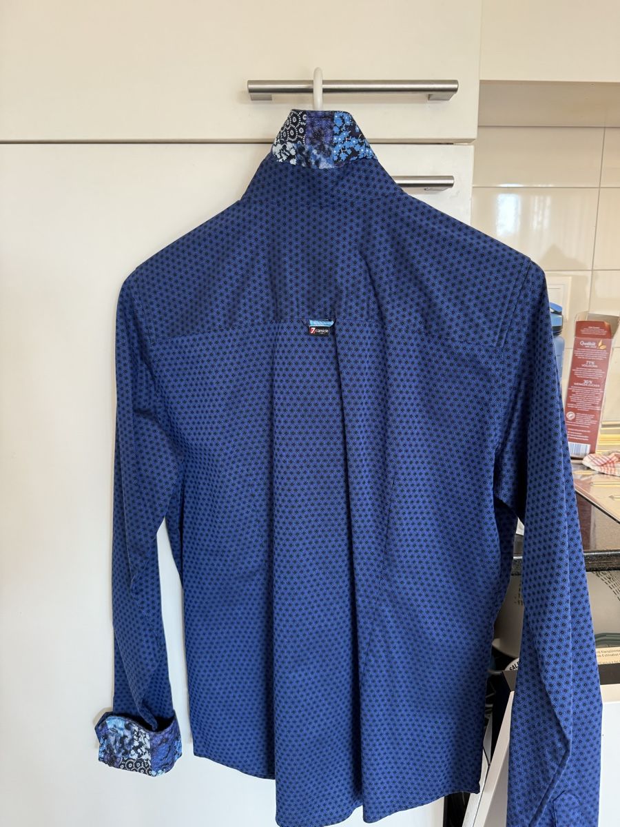 Camicette: Blaue Bluse mit Muster Gr. L – Usato da Oberglatt ZH venduto da lar_2nv2 1
