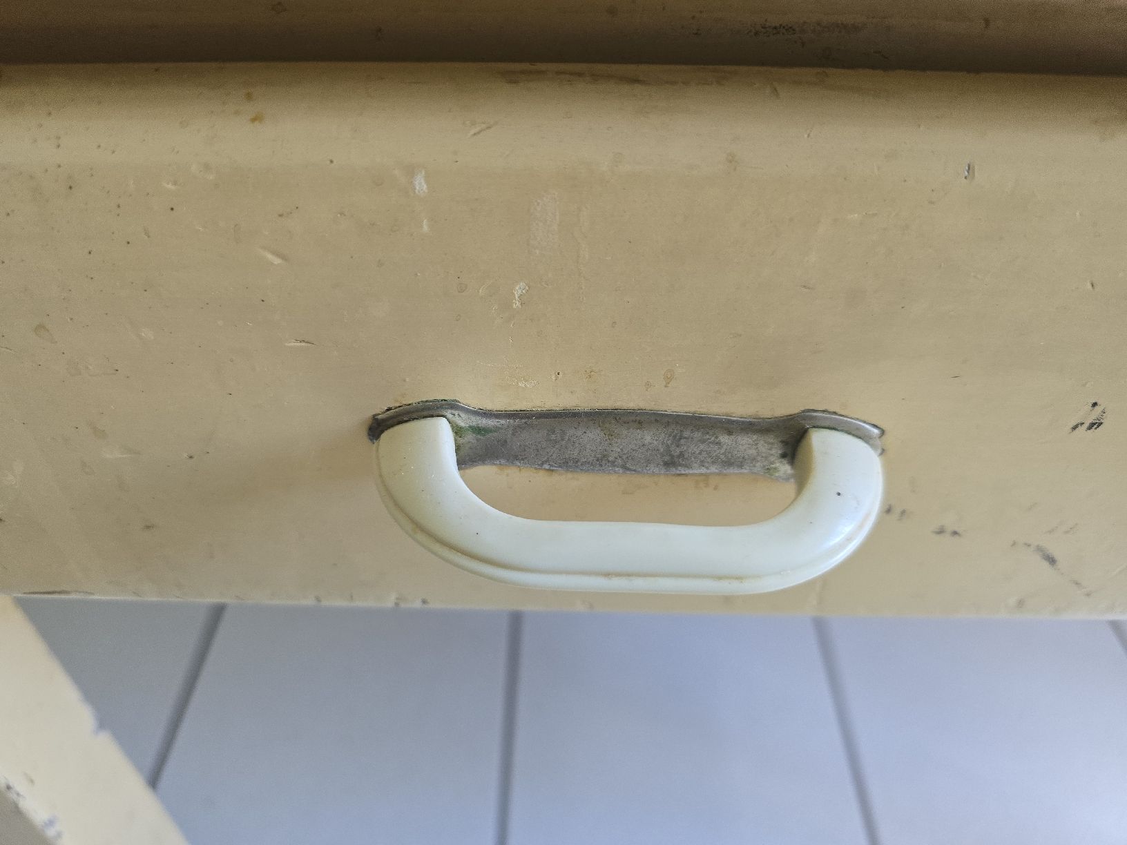 Tavoli: Vintage  Tisch 40-60' Küchentisch – Usato da Riehen venduto da Pelagia07 1