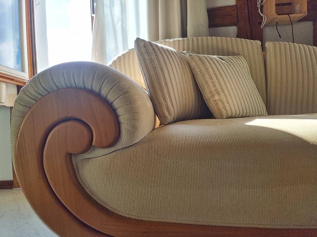 Divani: Schönes Sofa handgefertig – Usato da Niederuzwil venduto da sama013 1