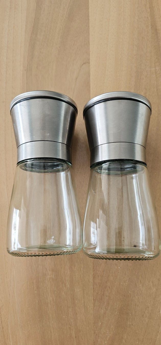 Elettrodomestici da cucina: Salz und Pfeffer Mühle – Nuovo (secondo la descrizione) da Rüti / ZH venduto da Diver40