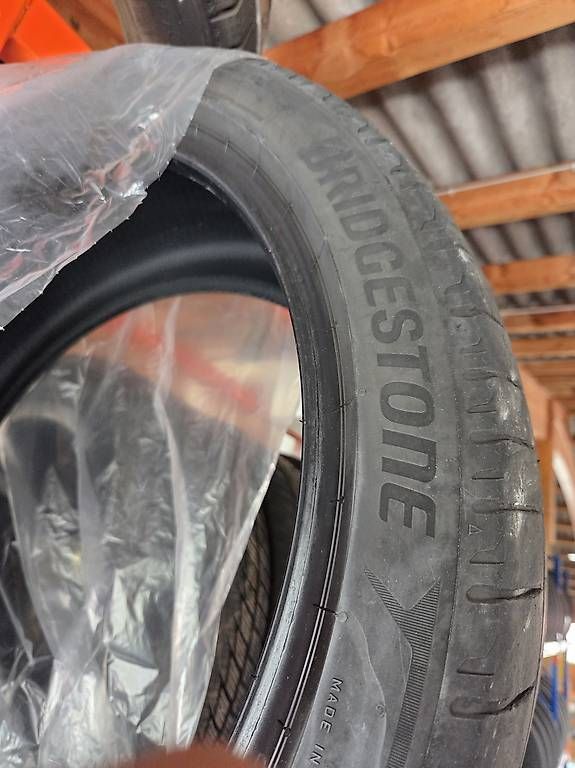 Altro in Scrittura & Disegno: Pneus 245 40 20 Bridgestone – Usato da Orbe venduto da Carmelo85 2