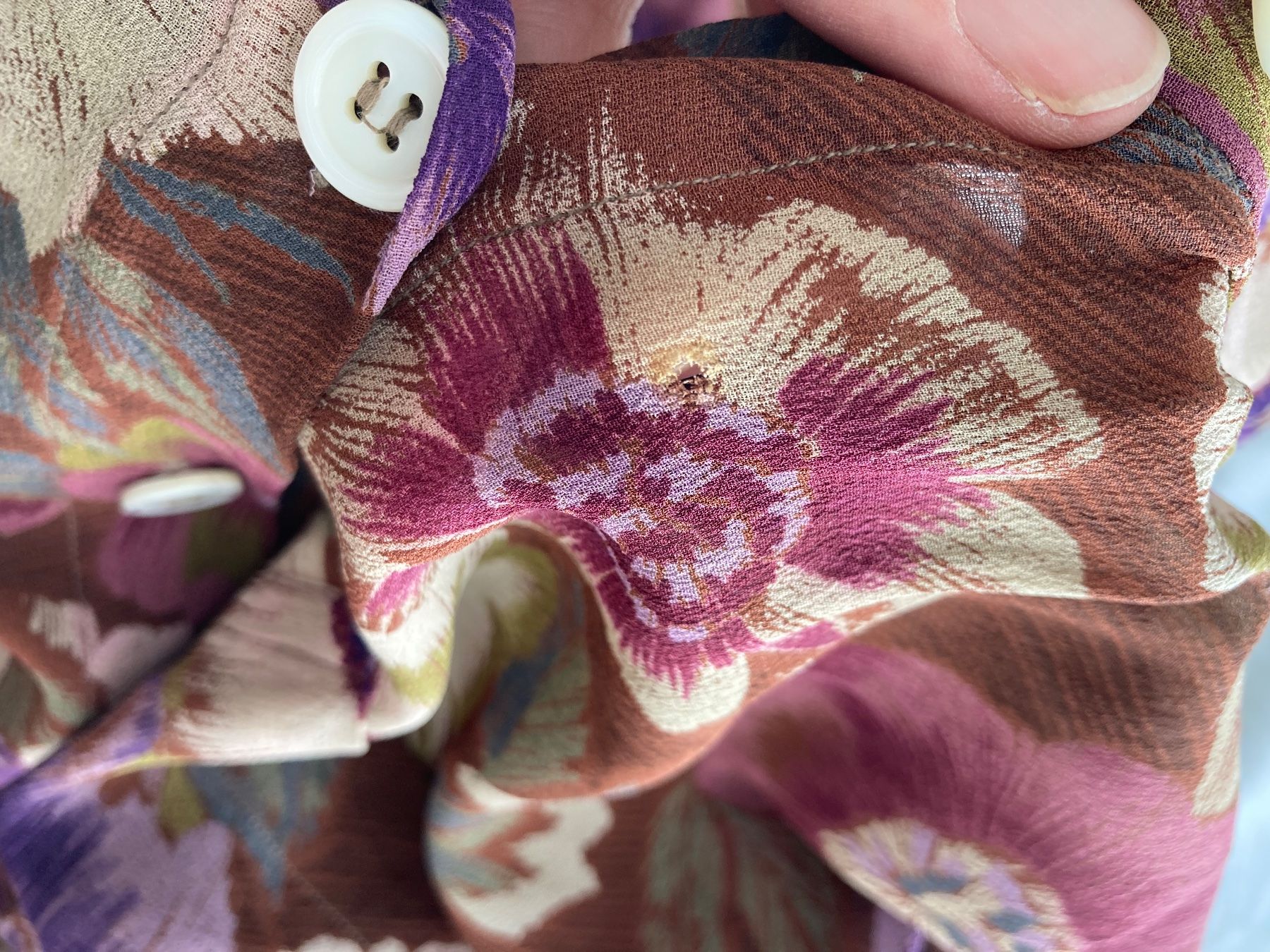 Jil Sander Camicette: JIL SANDER Bluse Vintage, Gr 36, 100% Seide – Usato da Zürich venduto da Mameloschn 4