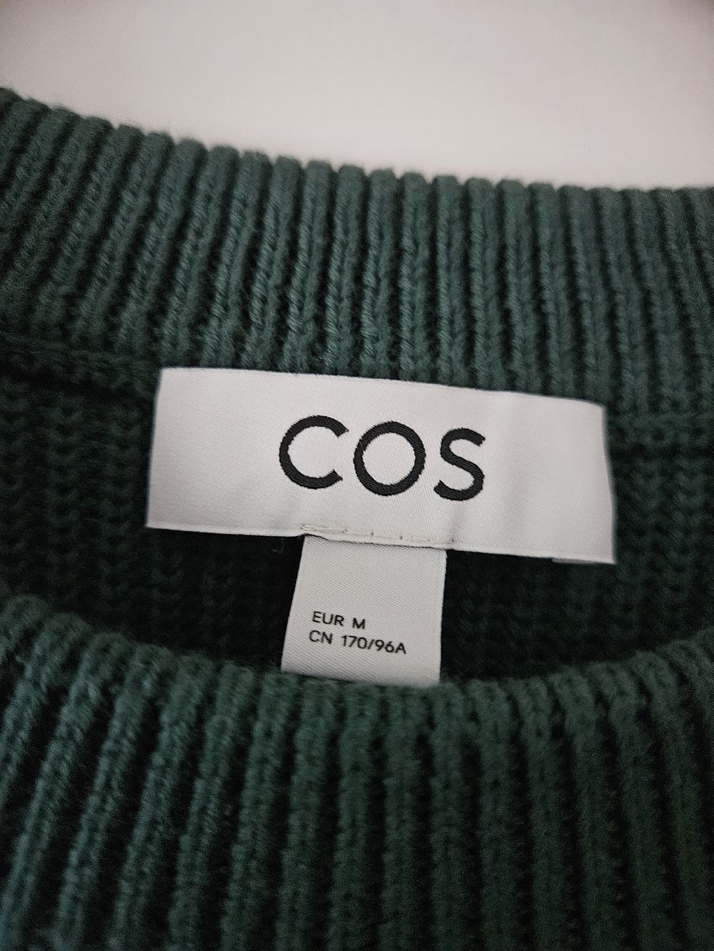 Cos Pullover & Sweatshirts: COS Pullunder, Gr. M, dunkles Grün – Neu und originalverpackt aus Winterthur von luna2266 1