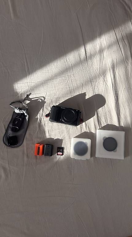 Appareil photo: Sony Zv-e10 – D'occasion à Steffisburg par Mihaeldanev