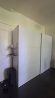 Kleiderschrank