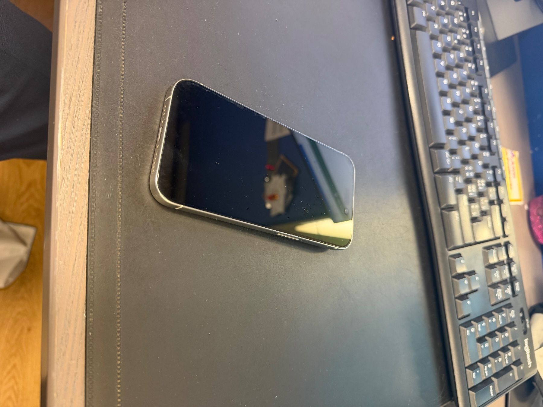 Apple Telefoni cellulari / Smartphones: Iphone 15Pro – Usato da Affoltern am Albis venduto da jstrip