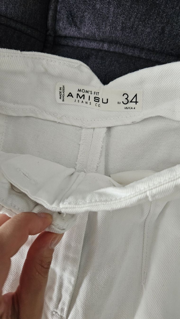 Jeans: weiße Jeans – Usato da Bülach venduto da Recherchieren 3