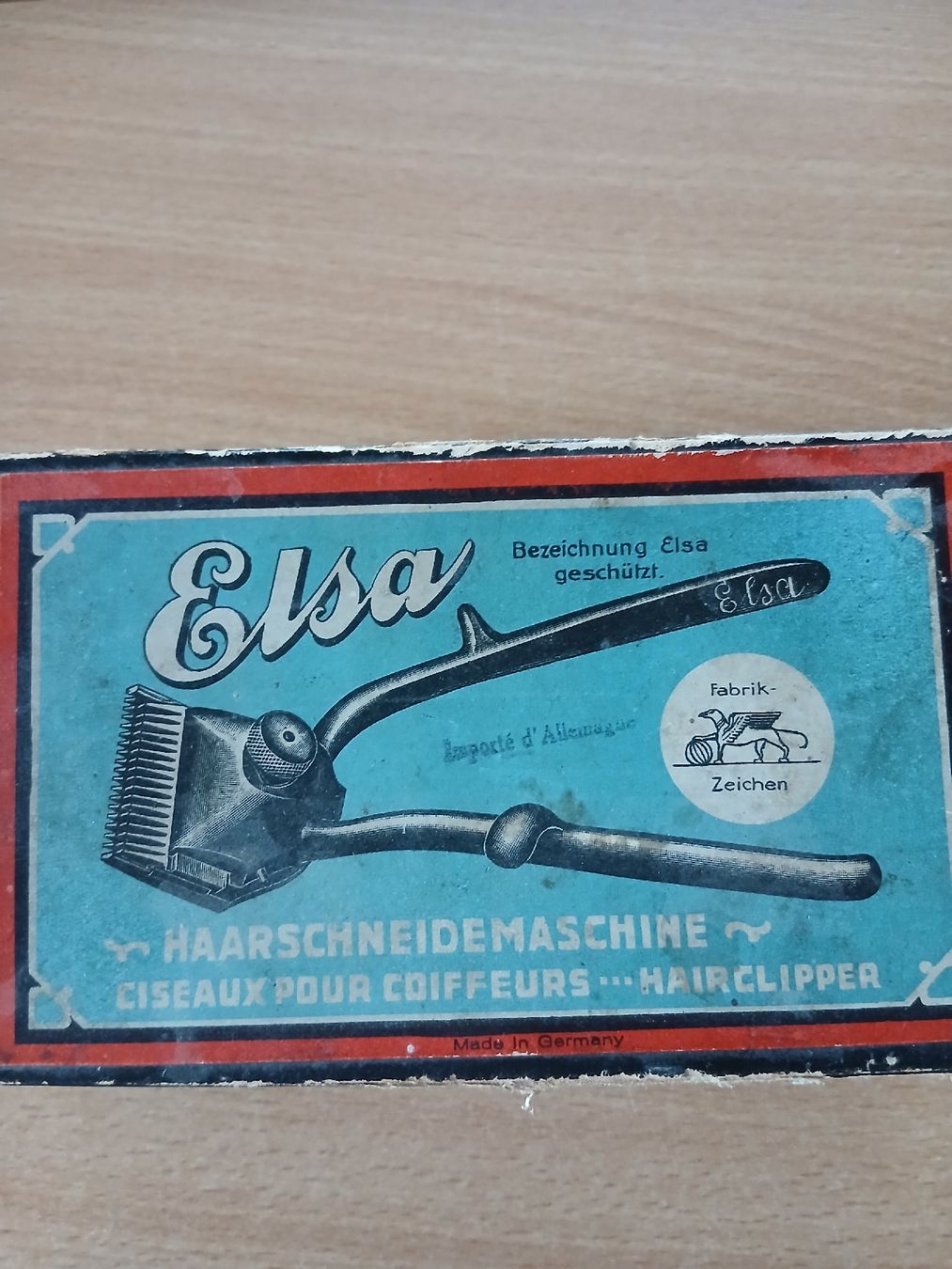 Altro per la cura dei capelli: Ciseaux de Coiffeur Elsa Vintage - – Usato da la chaux-de-fonds venduto da Melacora35