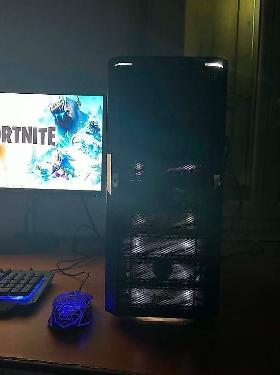 PC: i7 Gaming Pc – Usato da Niederuzwil venduto da LA-Electronics 1