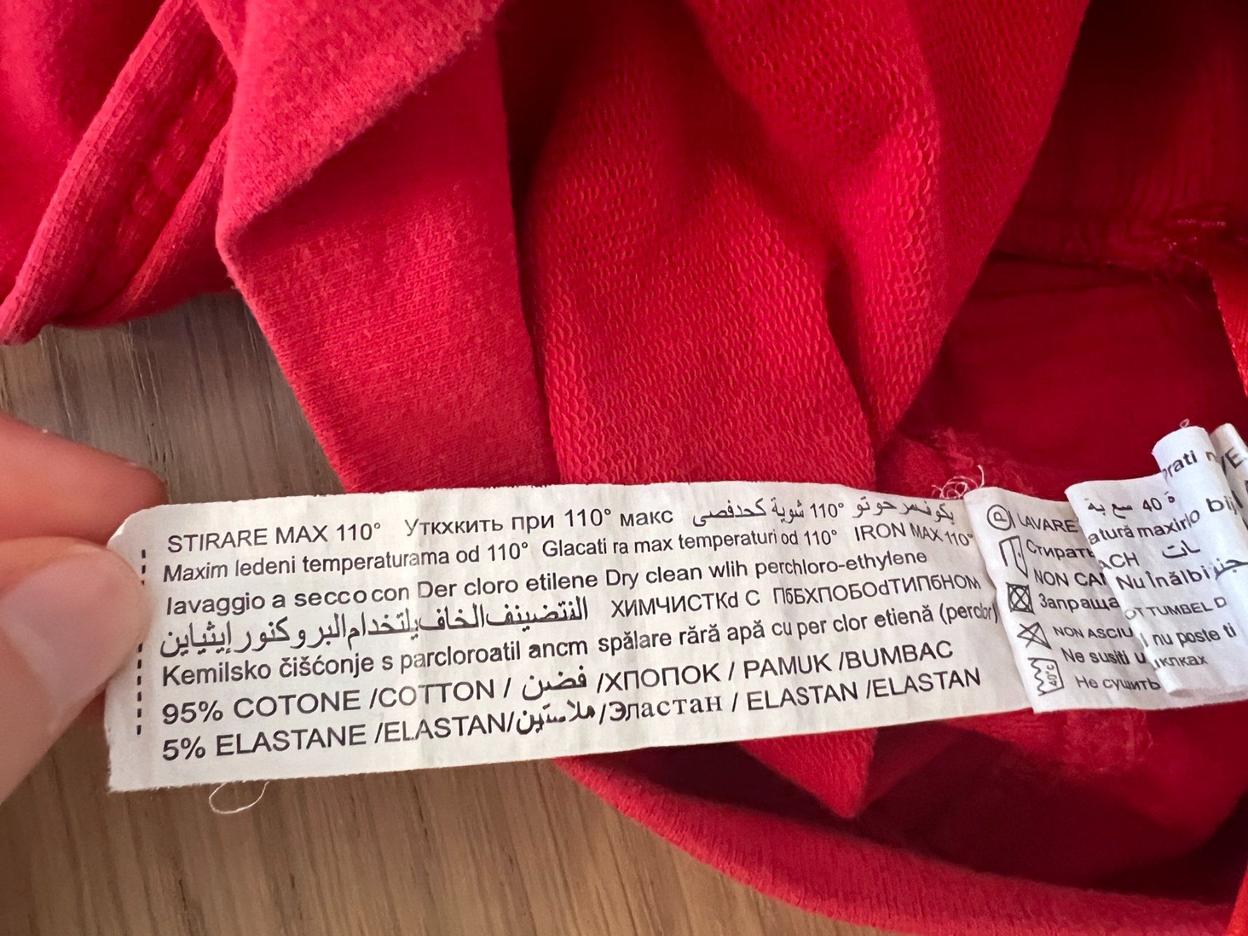 Pantaloni: Pantaloncino rosso donna – Usato da Bôle venduto da dany2021 3