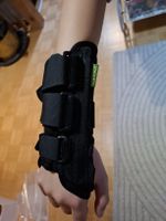 Handgelenk Schiene rechts Gr. S – BraceID Orthese – wie neu