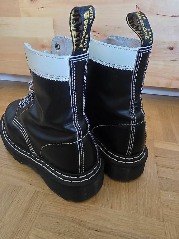 Dr. Martens Chaussures femmes: Dr Martens pointure 37 – D'occasion à Versoix par Leana8 1