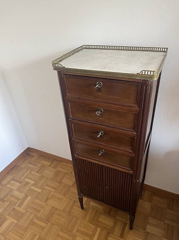 Kommoden: Semainier / chiffonier  marbre et laiton – Gebraucht aus Lausanne von tun_5db6 3