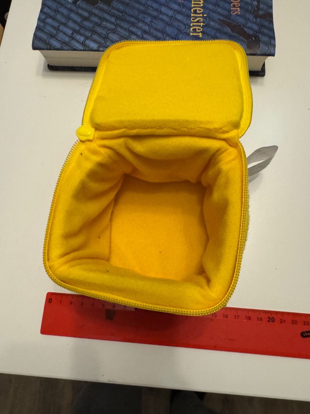 Nintendo Giocattoli: Super Mario Fragezeichen Box Plüsch – Usato da Burgdorf venduto da Caradhras 1