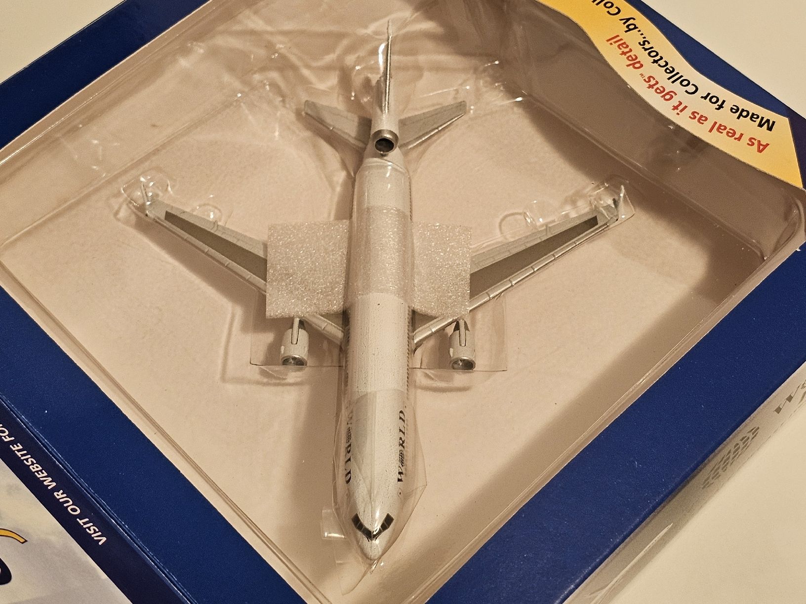 McDonnell Douglas Kit di modellismo & Modellini statici: MD-11 World Airways Gemini Jets 1:400 – Nuovo (secondo la descrizione) da Fehraltorf venduto da dom_f6mm 2