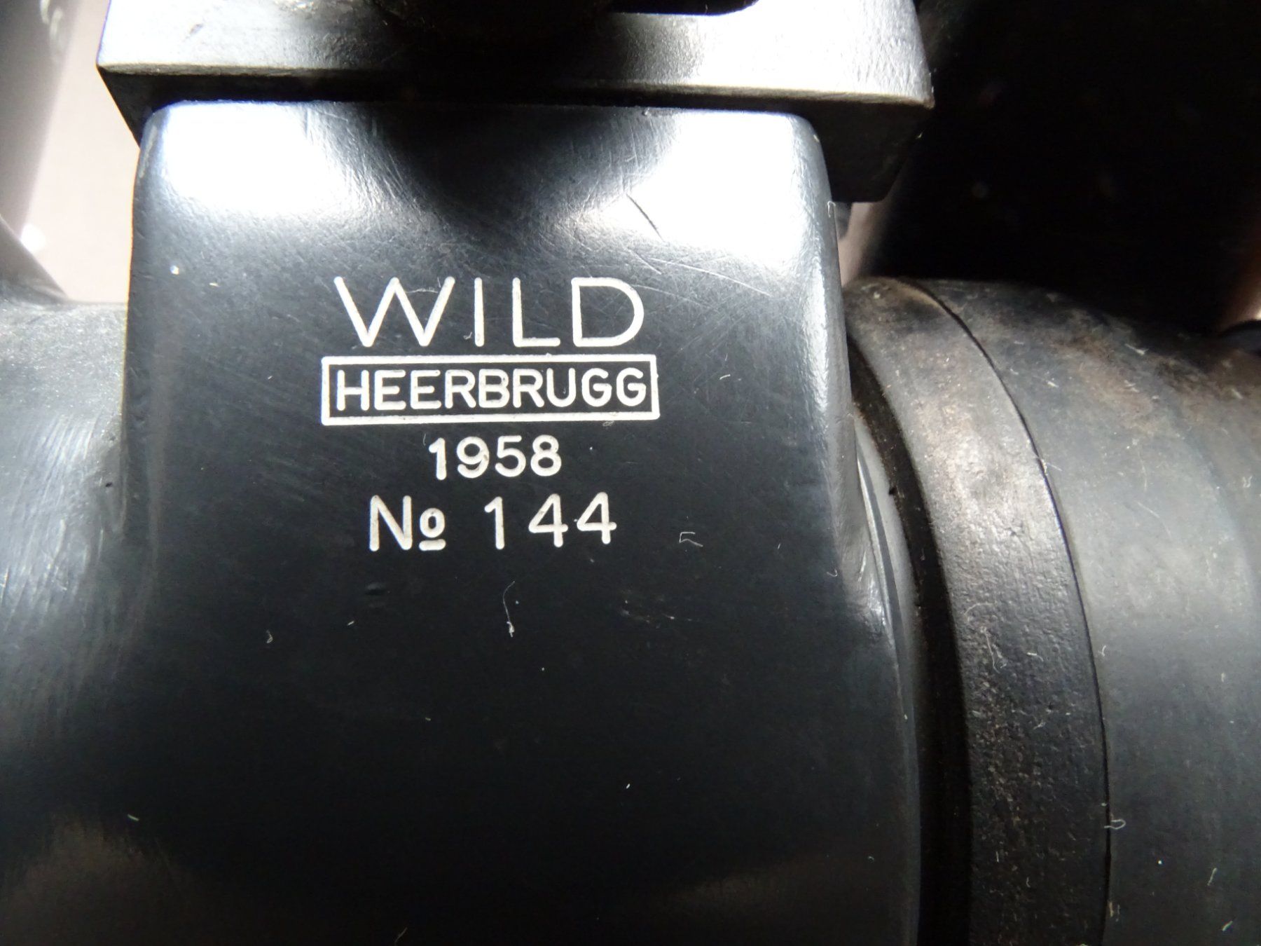 Armée suisse Jumelles: Wild Militäroptik – D'occasion à Hirzel par Musicman03 2