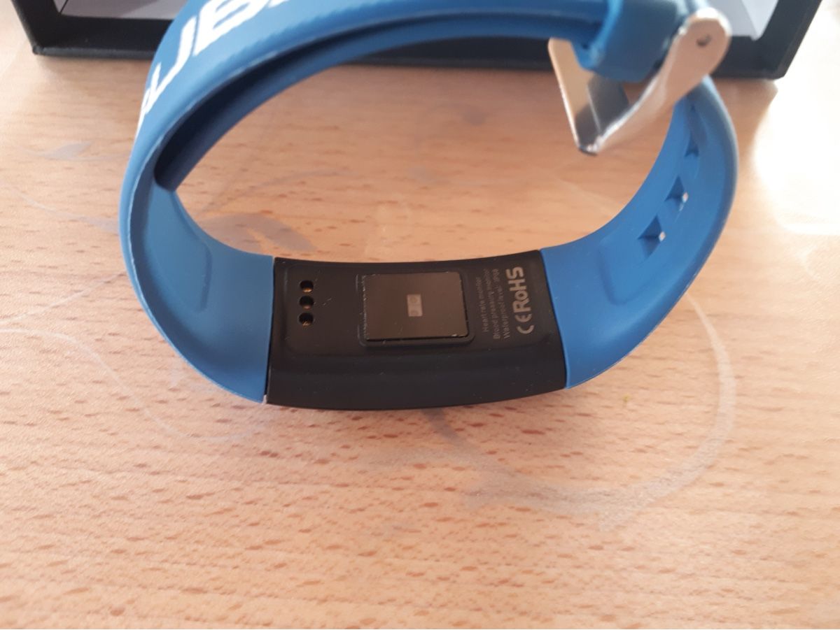 Smartwatch: SUBARU Smart Armband für Android und iOS – Neu und originalverpackt aus Urnäsch von Triwal 4