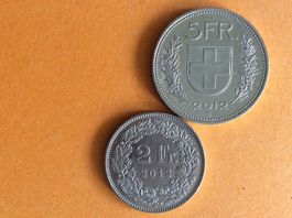 5 + 2  francs  2012  Jolies
