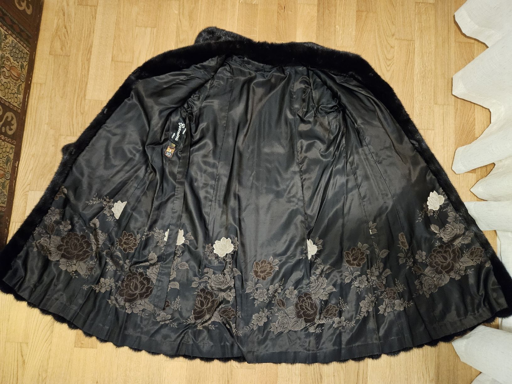 Mäntel: Nerzpelz Mantel vintage – Gebraucht aus Regensdorf von melenevivi 1