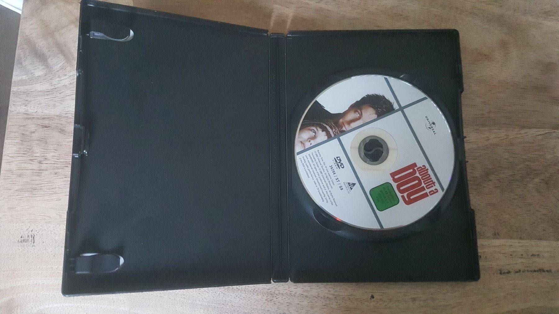 Tutti i DVDs: DVD About a boy mit Hugh Grant – Usato da Dierikon venduto da sanpaplo 2