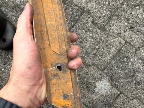 Mofa-Ersatzteile: Seitenschützer Sachs gelb – Gebraucht aus Bolken von si.x.las 3