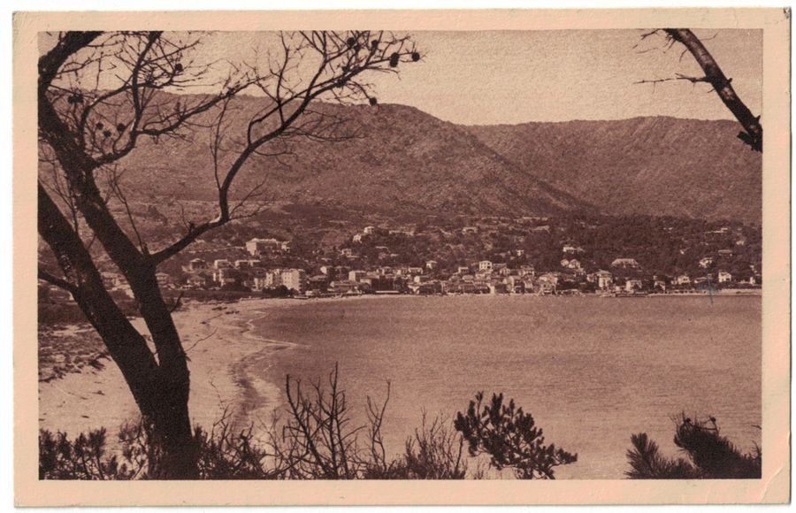 Cartoline postali: Le Lavandou vu du Gouron – Usato da Frauenfeld venduto da POML