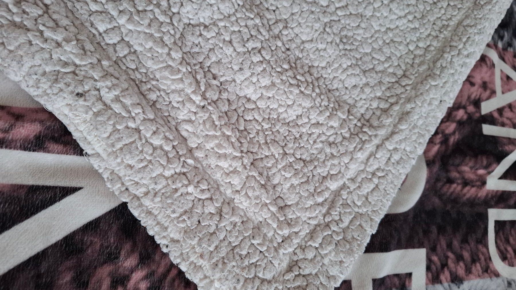 Decken: Kuscheldecke – Neu (gemäss Beschreibung) aus Rickenbach b. Wil von Beautiful.Things 4