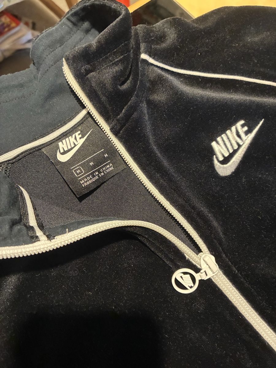Nike Jacken: Nike Jäggli – Gebraucht aus Zürich von adig 1