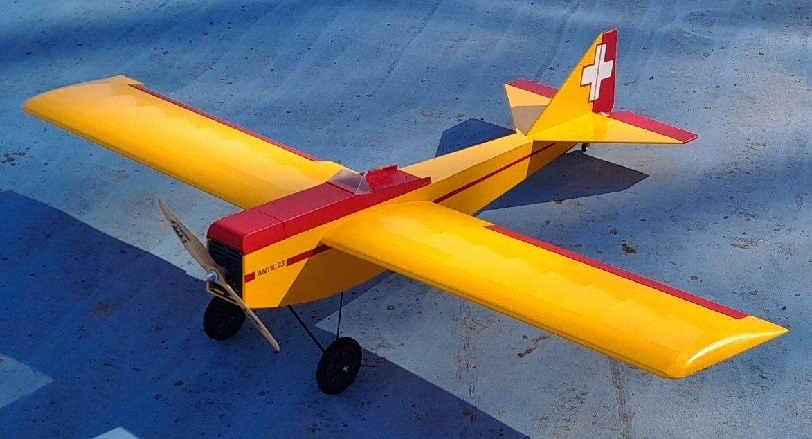 RC Kits de montage: Modellflugzeug – D'occasion à Burgdorf par Hugob4 1