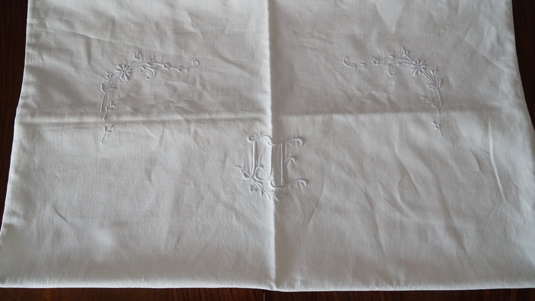 Biancheria da letto: Kissen Bezug Monogramm  DE – Usato da Bern venduto da Antikbatik 6