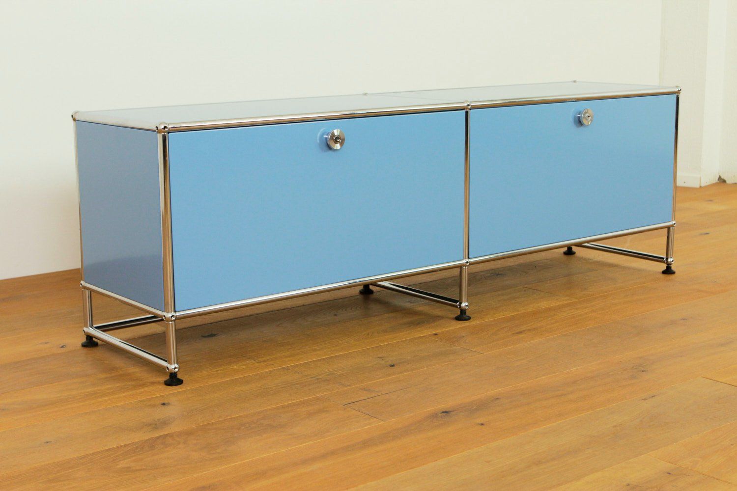 USM Scaffali: USM Haller Regal // UPCYCLED // NEUE FARBEN – Nuovo (secondo la descrizione) da Affoltern am Albis venduto da StudioStandard 3